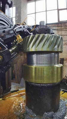 Übertragungsgetriebe Doppelhelical Gear Pinion Hobbing Services 70mm ISO 8-9 Grade