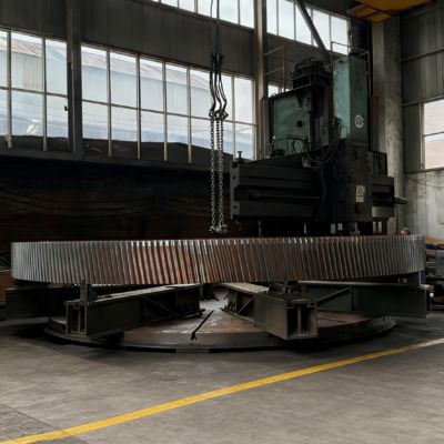 Getriebewelle Sonderanfertigung mit Zahnradfräsen und Wälzfräsen