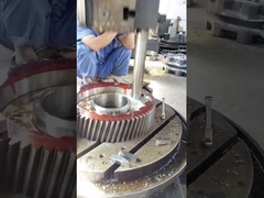 Einzelner schraubenartiger Stahlhochgeschwindigkeitszahntrieb Ra0.8 des Räderwerk-Getriebe-17CrNiMo6