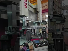 Herringbone-Reifen für nahtlose Integration in Schwerlastanwendungen