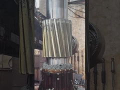 Präzisions-CNC-gefertigte Schrägzahnwelle für Kraftübertragung